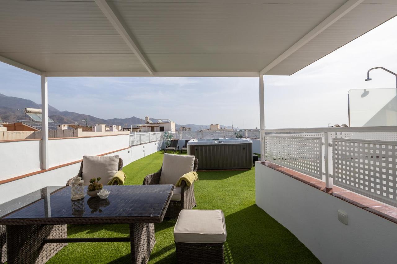 Terraza Mar Y Montana Apartment Нерха Екстериор снимка